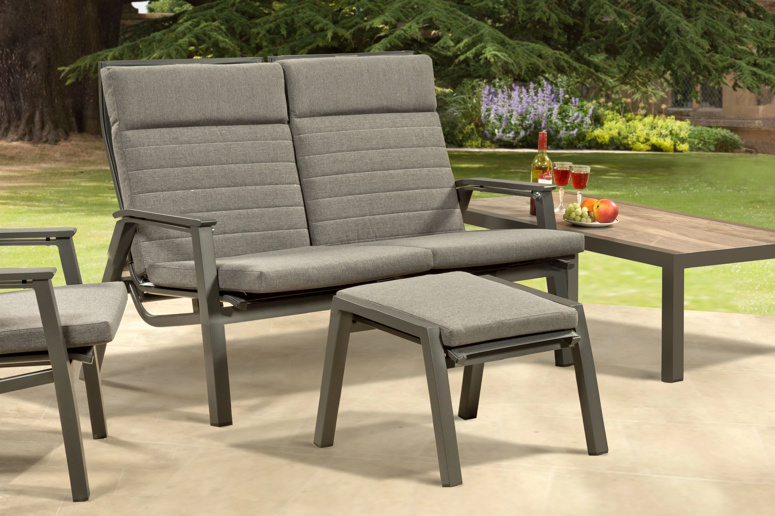 Atlas Reclining Garden Furniture Set 4 Seat 2 Year Warranty - Image 5