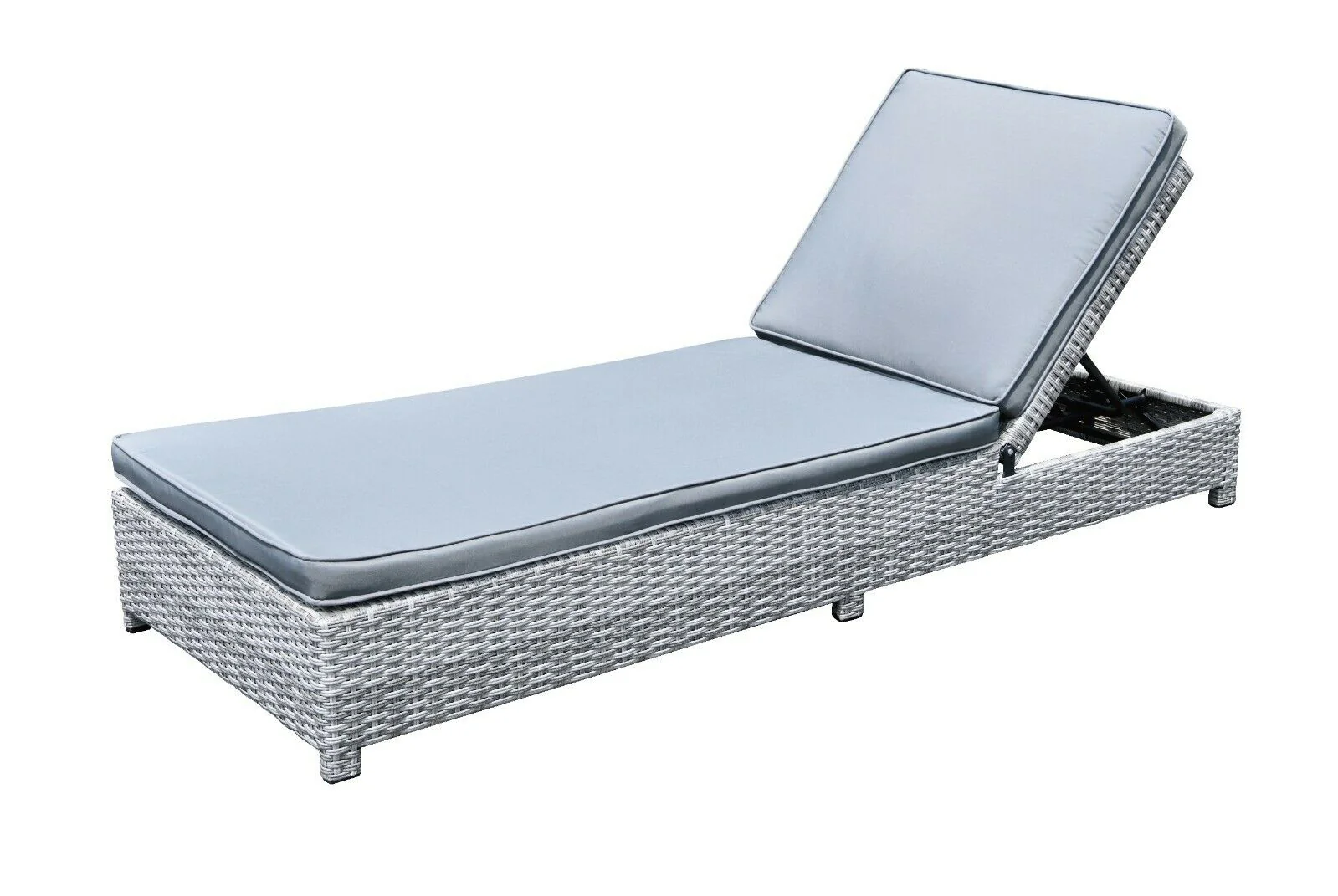 Enzo Rattan Garden Sun Lounger - Image 3