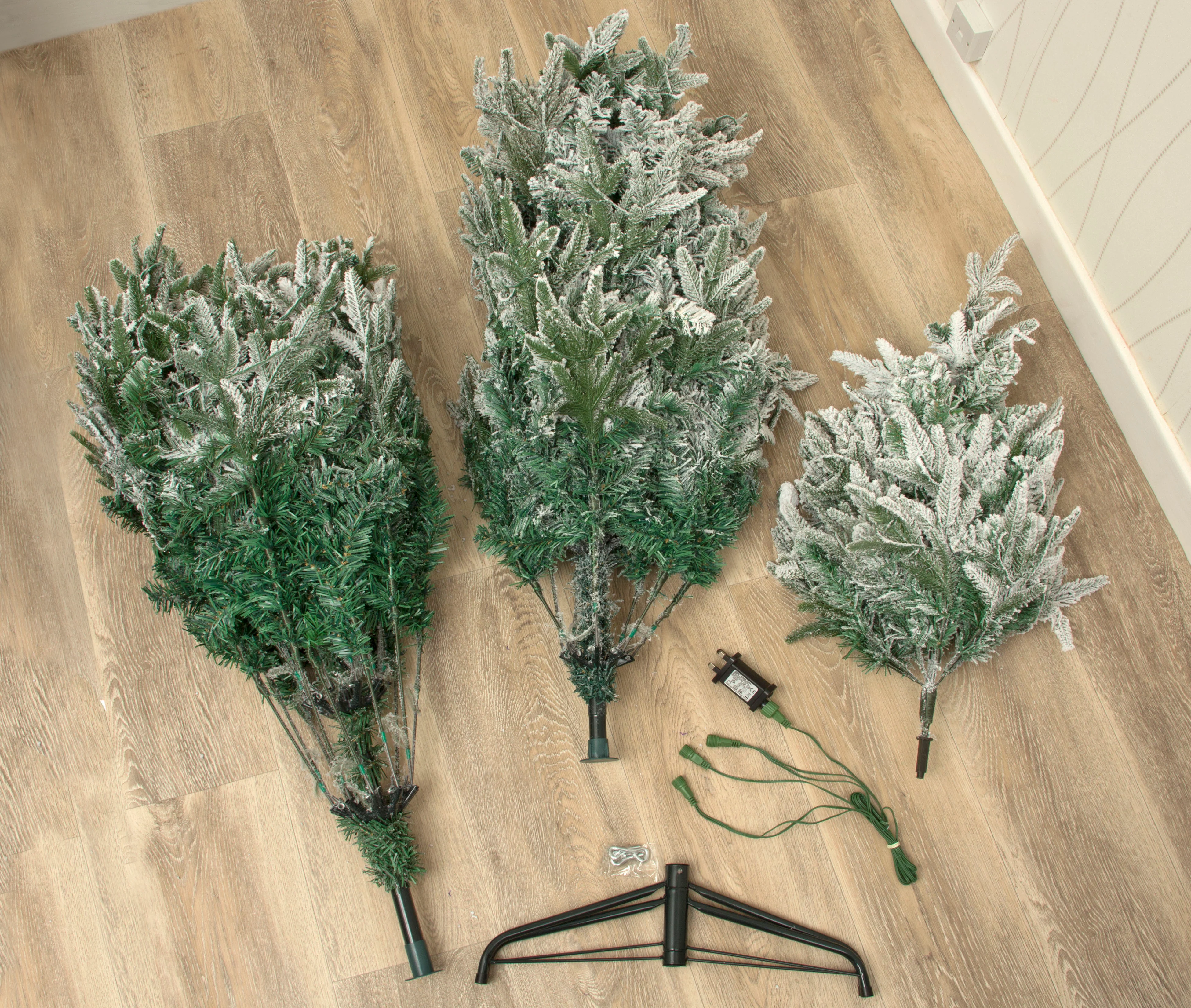 Lapland Fir Pre- Lit Christmas Tree 4ft/120cm - Multicoloured LEDs - Image 3