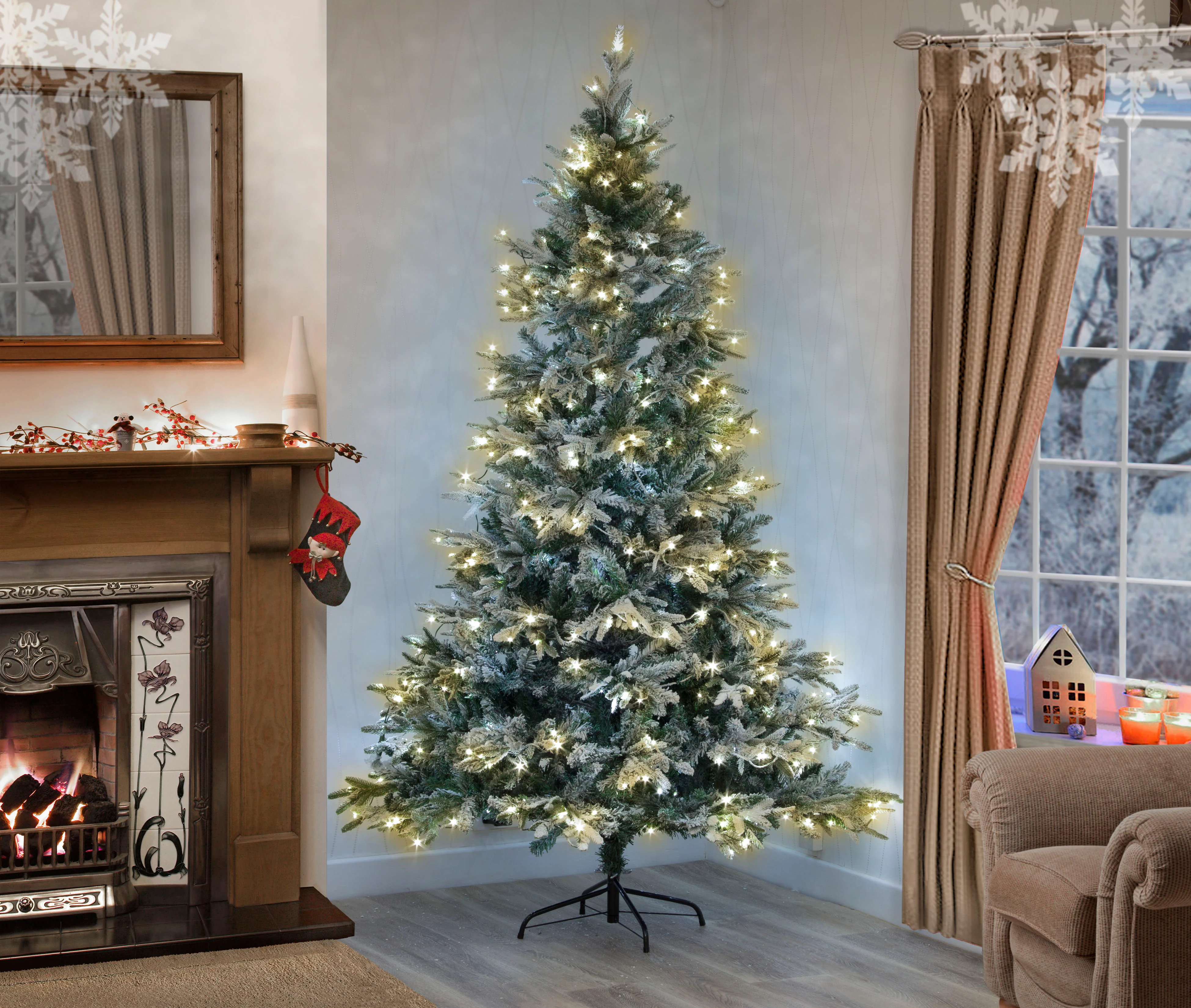 Lapland Fir Pre- Lit Christmas Tree 4ft/120cm - Warm White LEDs - Image 4