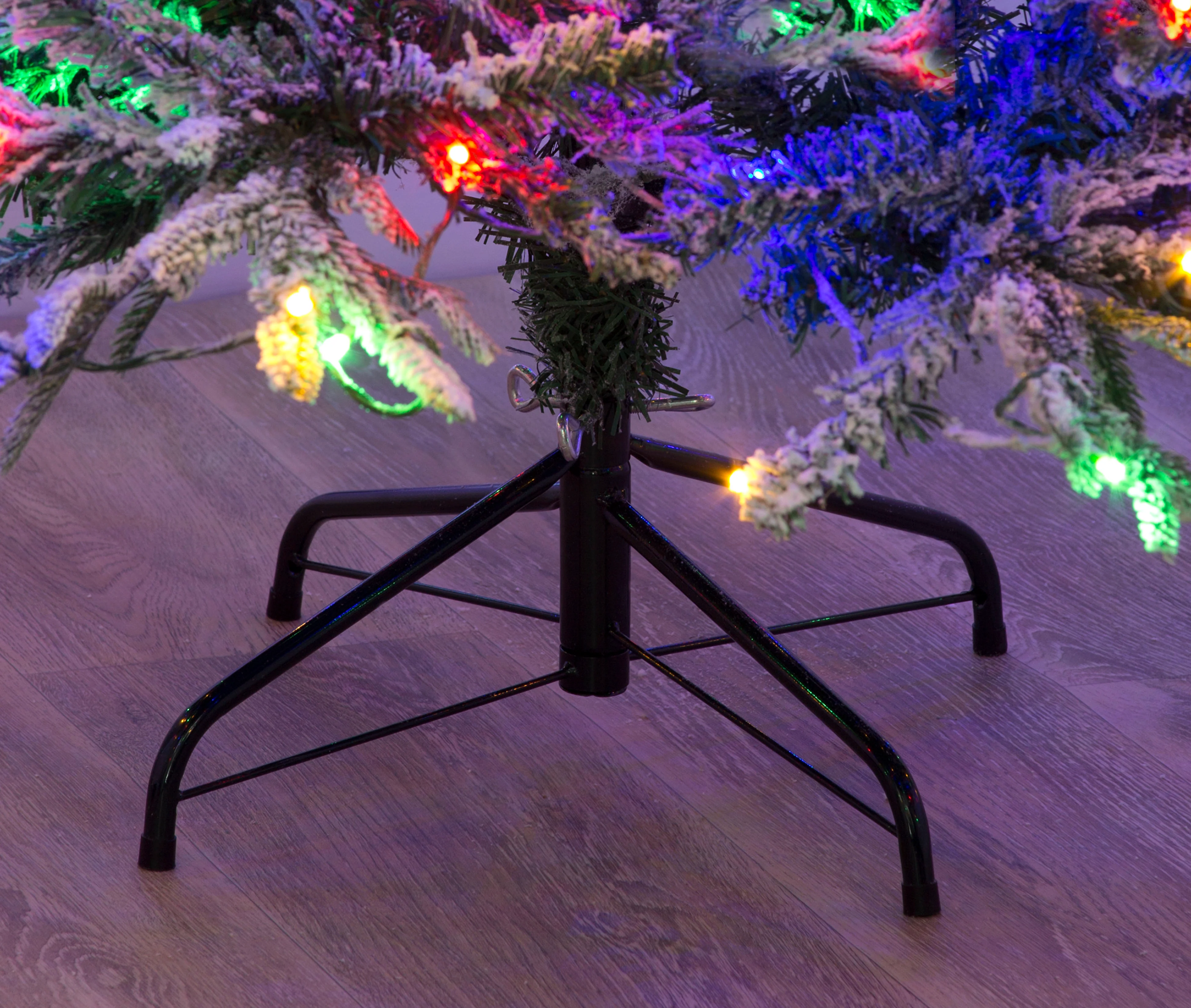 Lapland Fir Pre- Lit Christmas Tree 5ft/150cm - Multicoloured LEDs - Image 9