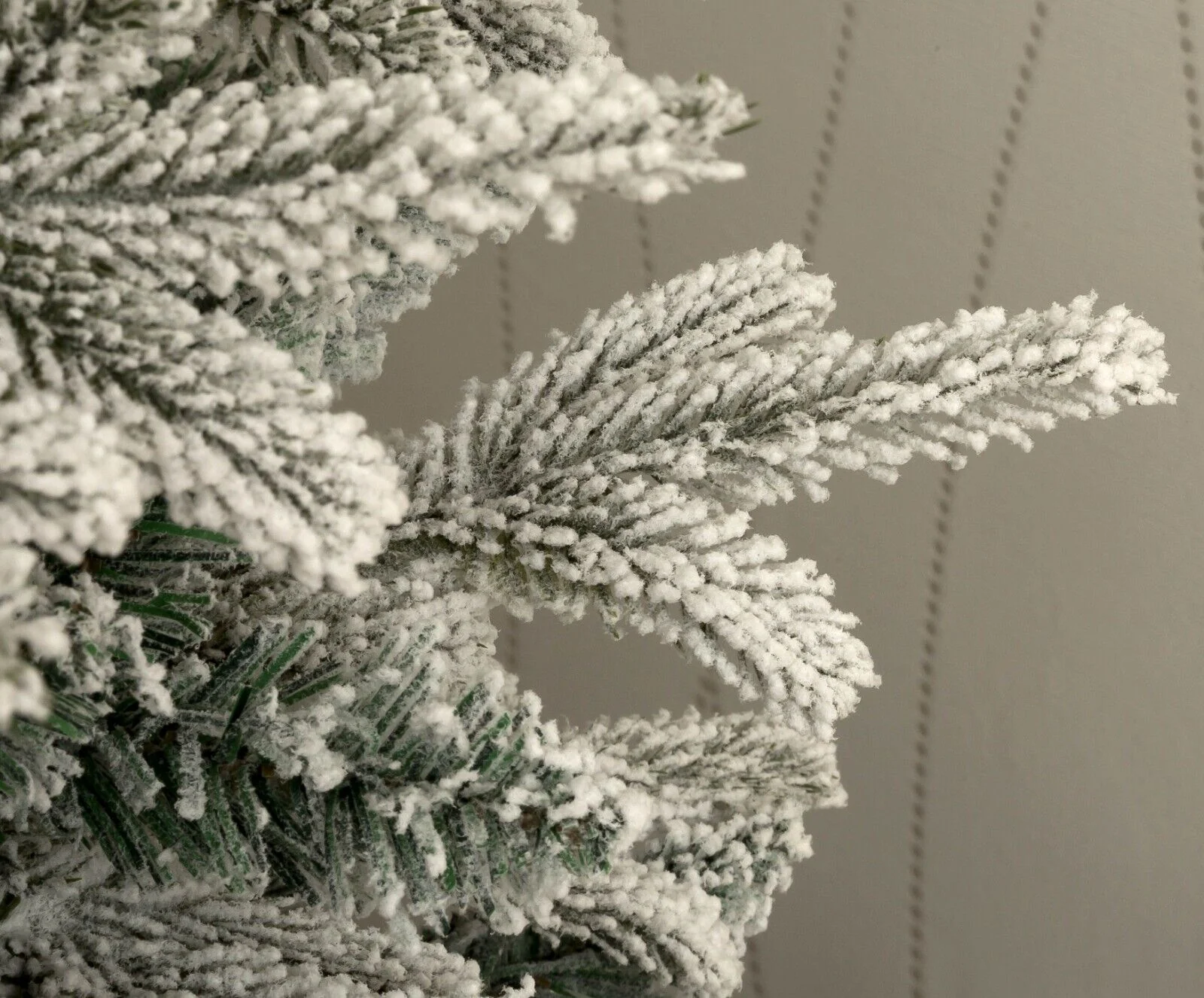 Lapland Fir Snow Flocked Christmas Tree - 8ft/240cm - Image 6
