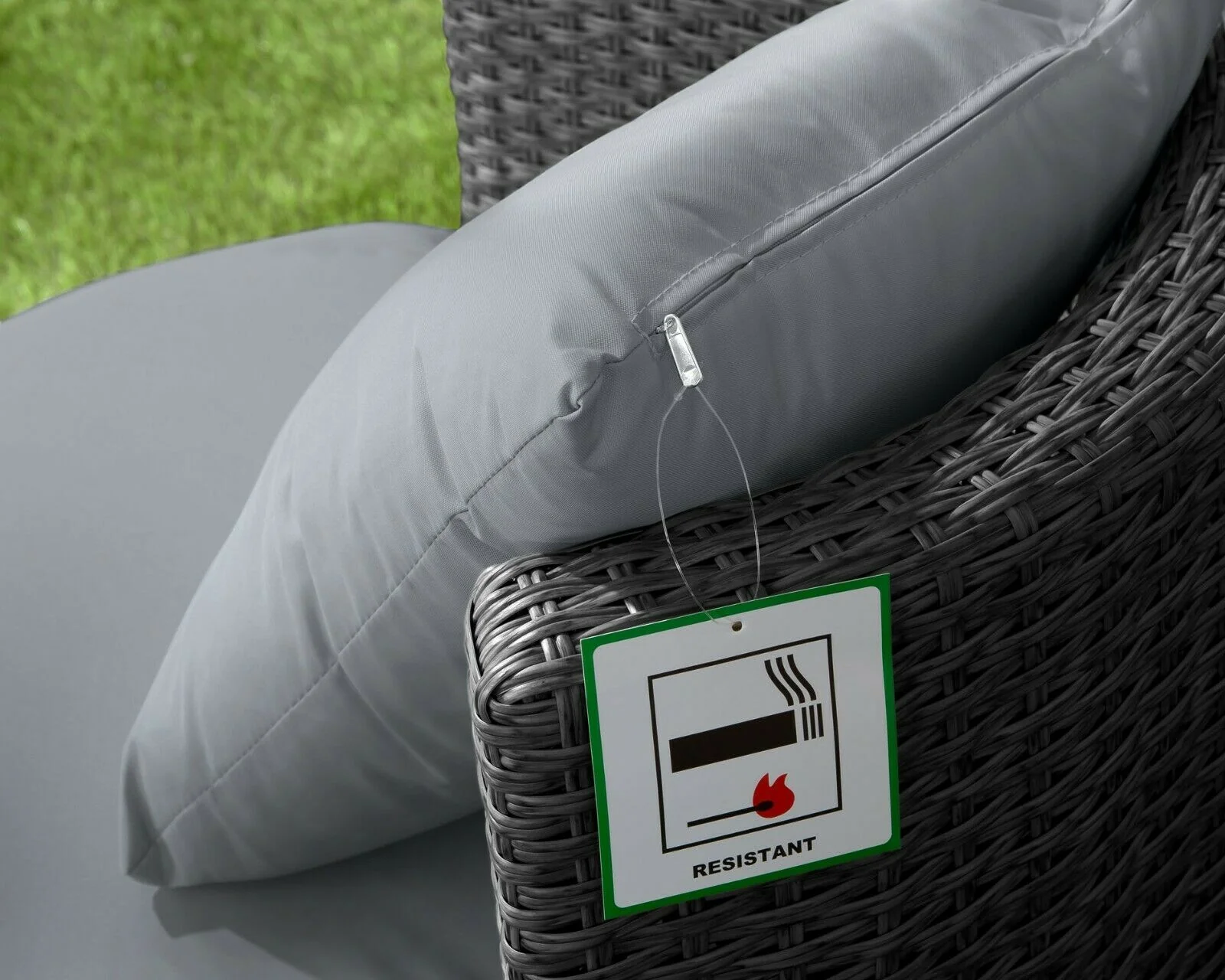 Canberra Bottle Bistro Set - Black - Image 4