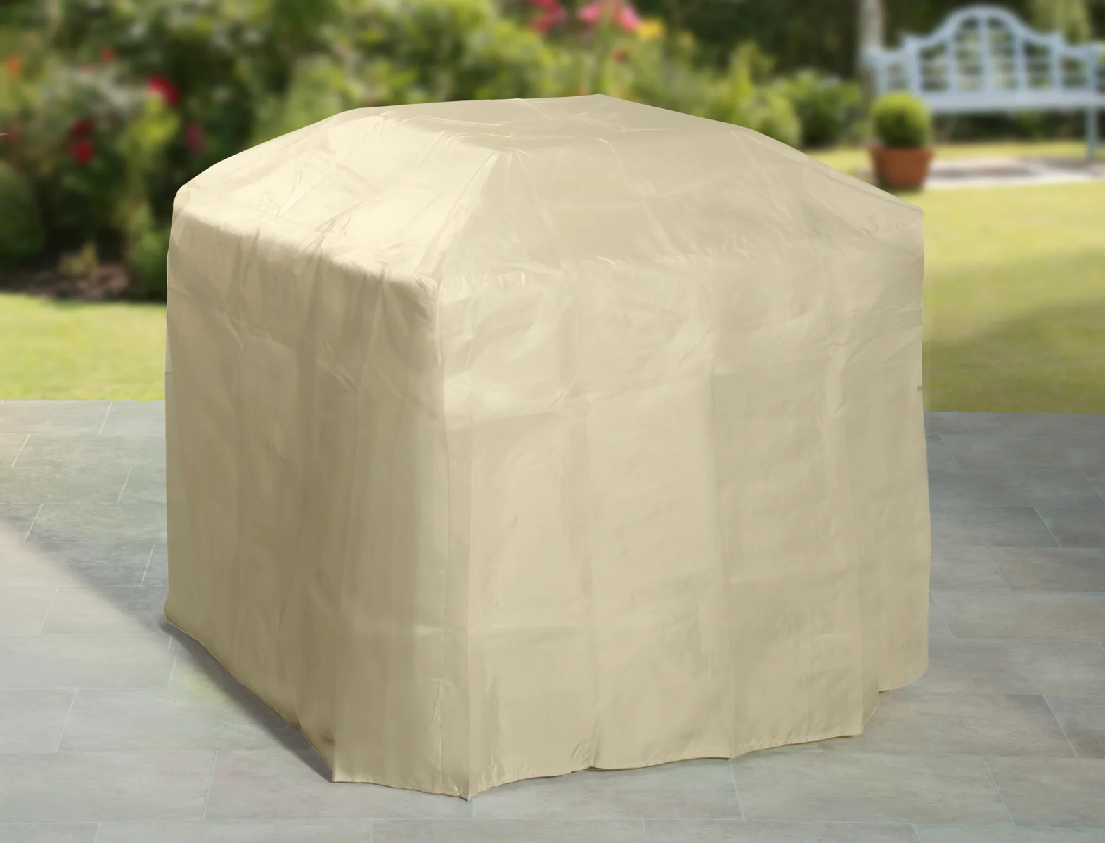 GSD Fire Pit Table Concrete Top Glass Screen - DAMAGED BOX - Image 5