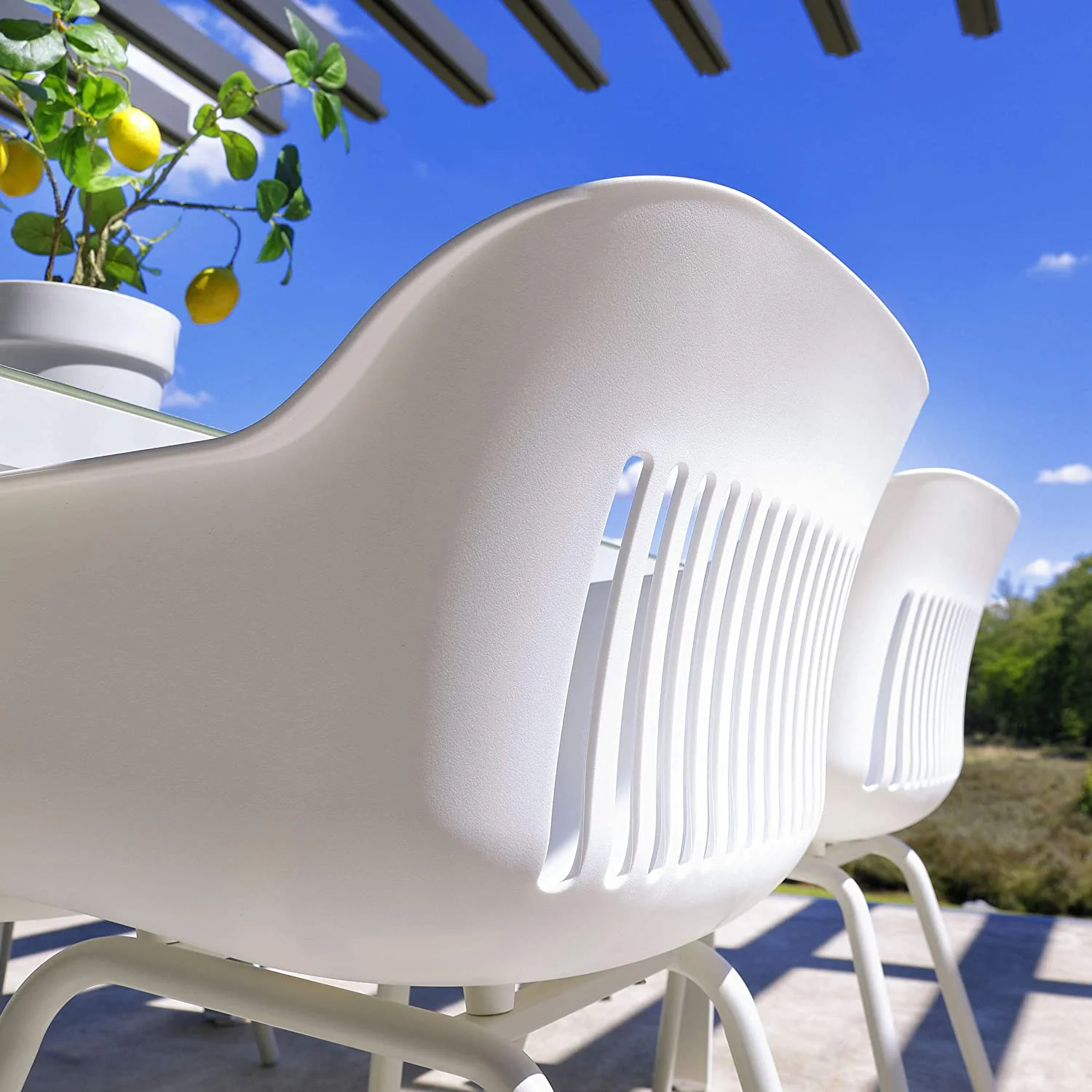 Hartman Jill Rondo Aluminum set of 2 Chairs - White - Image 5