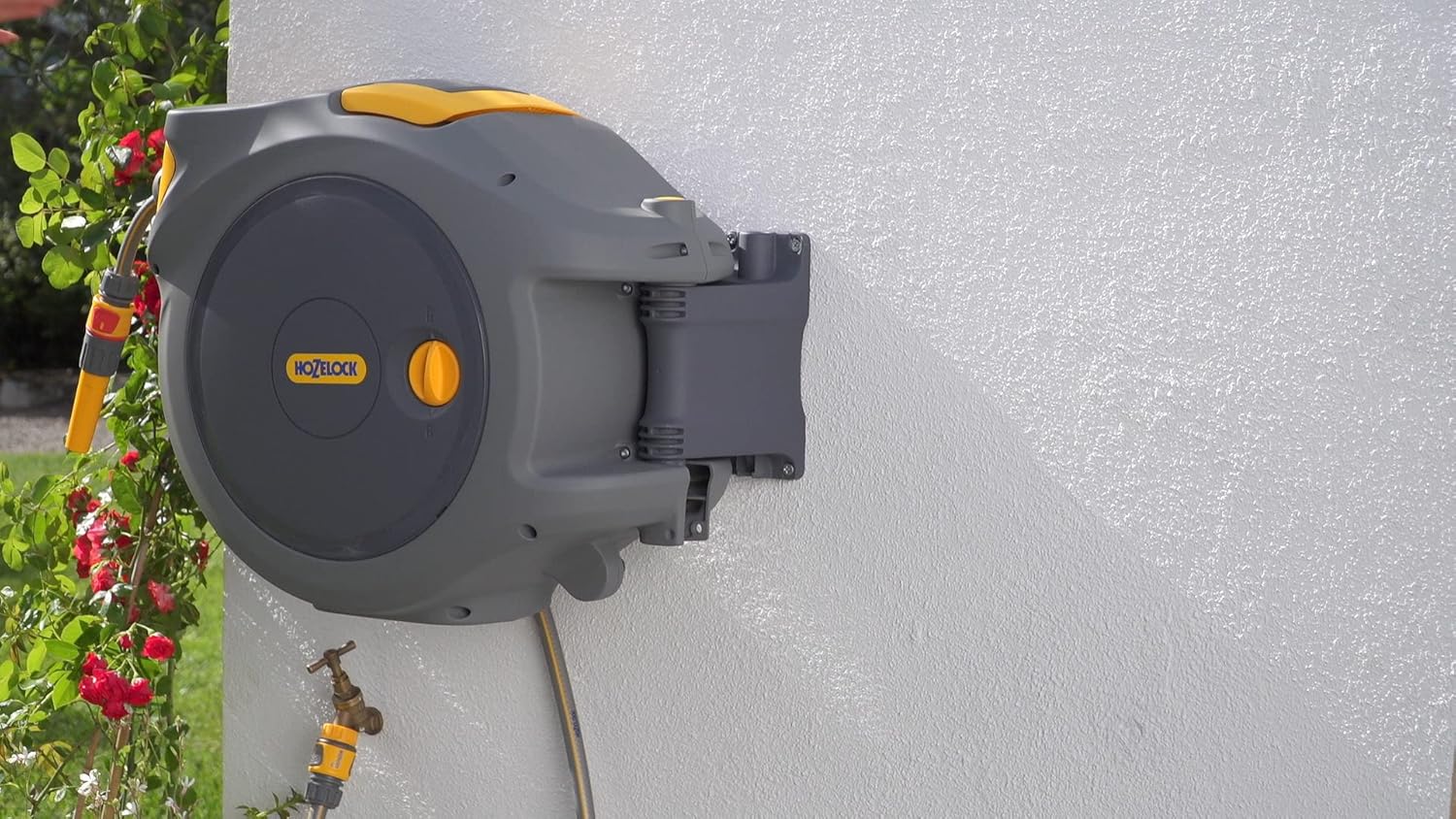 Hozelock Auto Reel 20m Wall-Mounted Hose Reel - Image 6