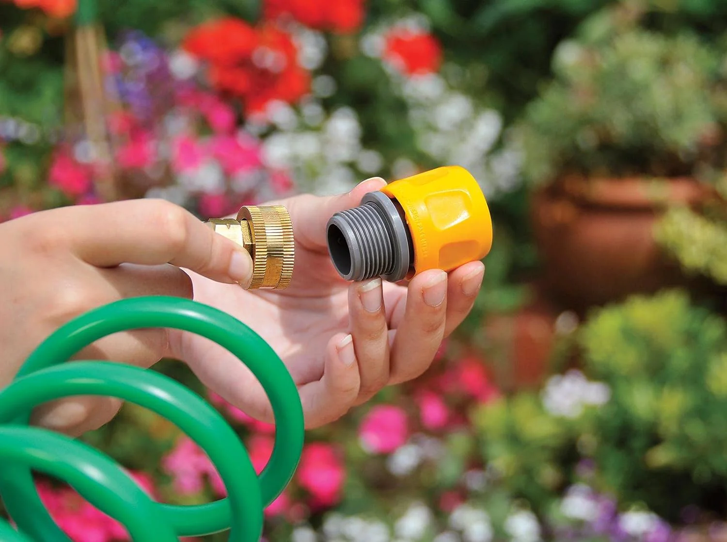 Hozelock Flat Hose Adapter - Image 4