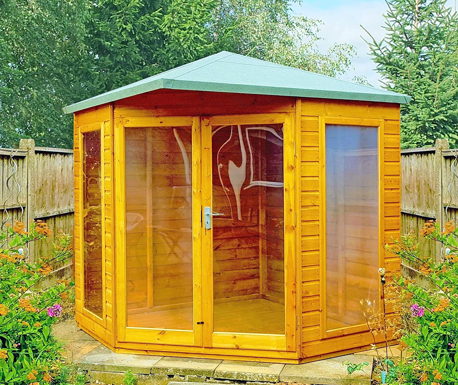 Larkspur Corner Summerhouse 7x7