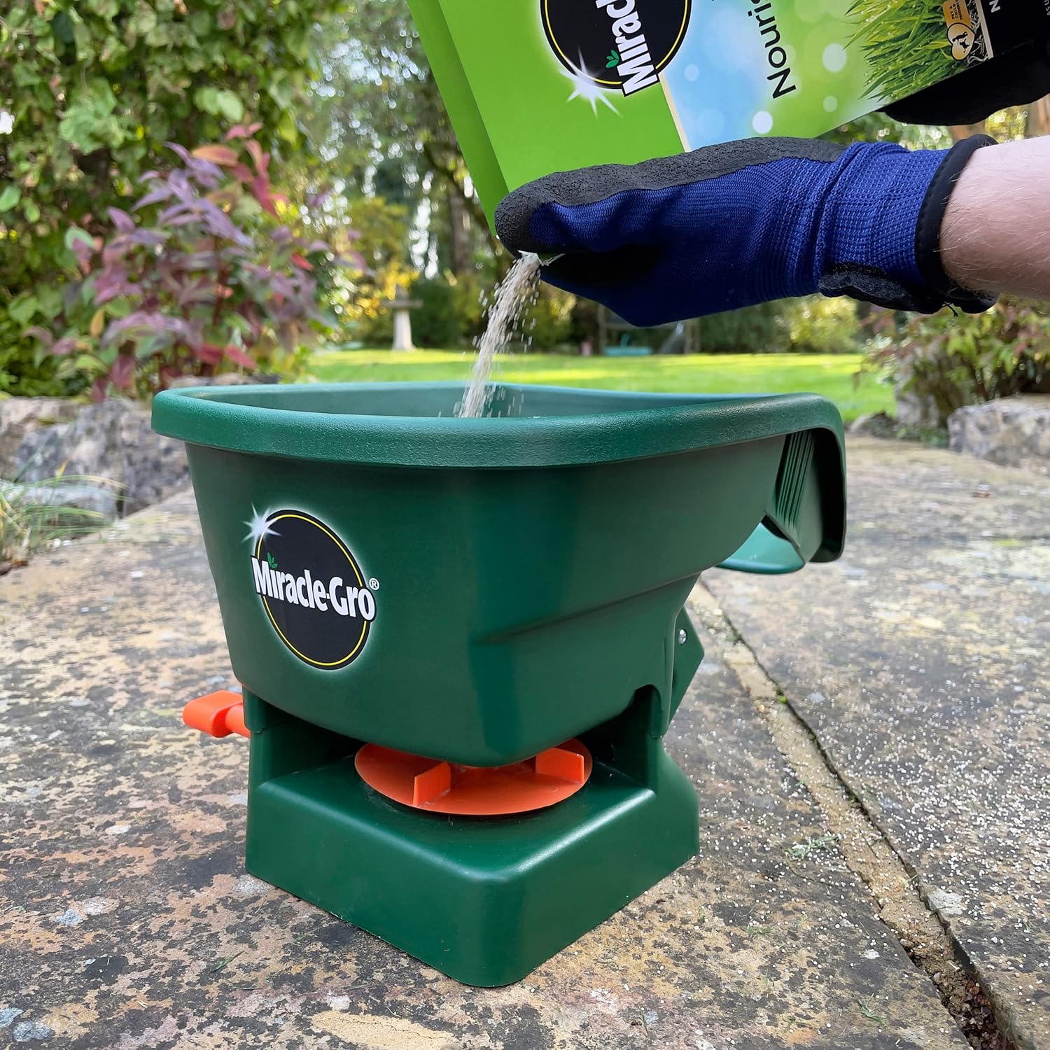 Nourish and Protect Seaweed Lawn Food, 360 m2 - Image 3