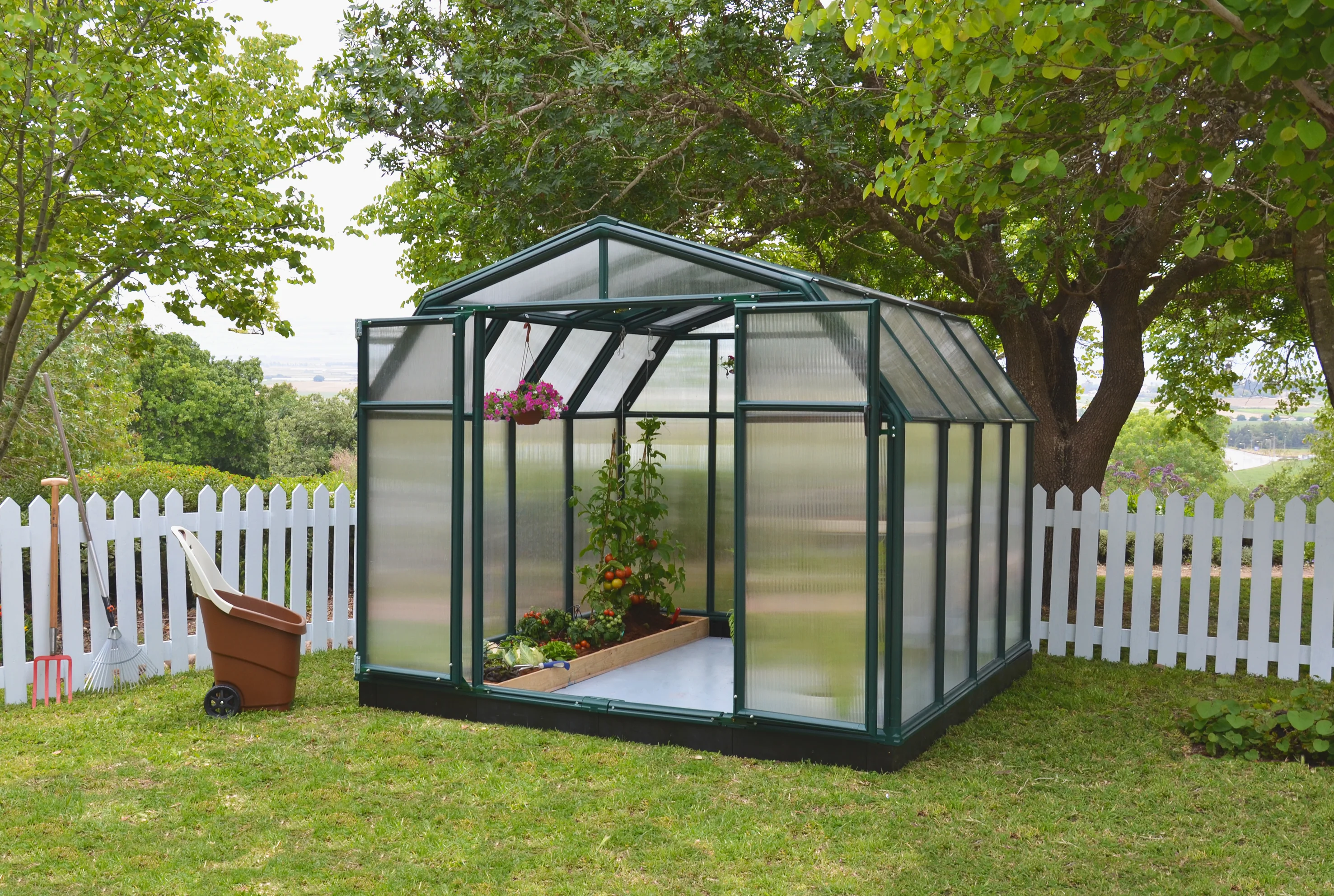 Hobby Gardener 8' x 8' Greenhouse - Green Frame & Twinwall Polycarbonate Panels - Image 11