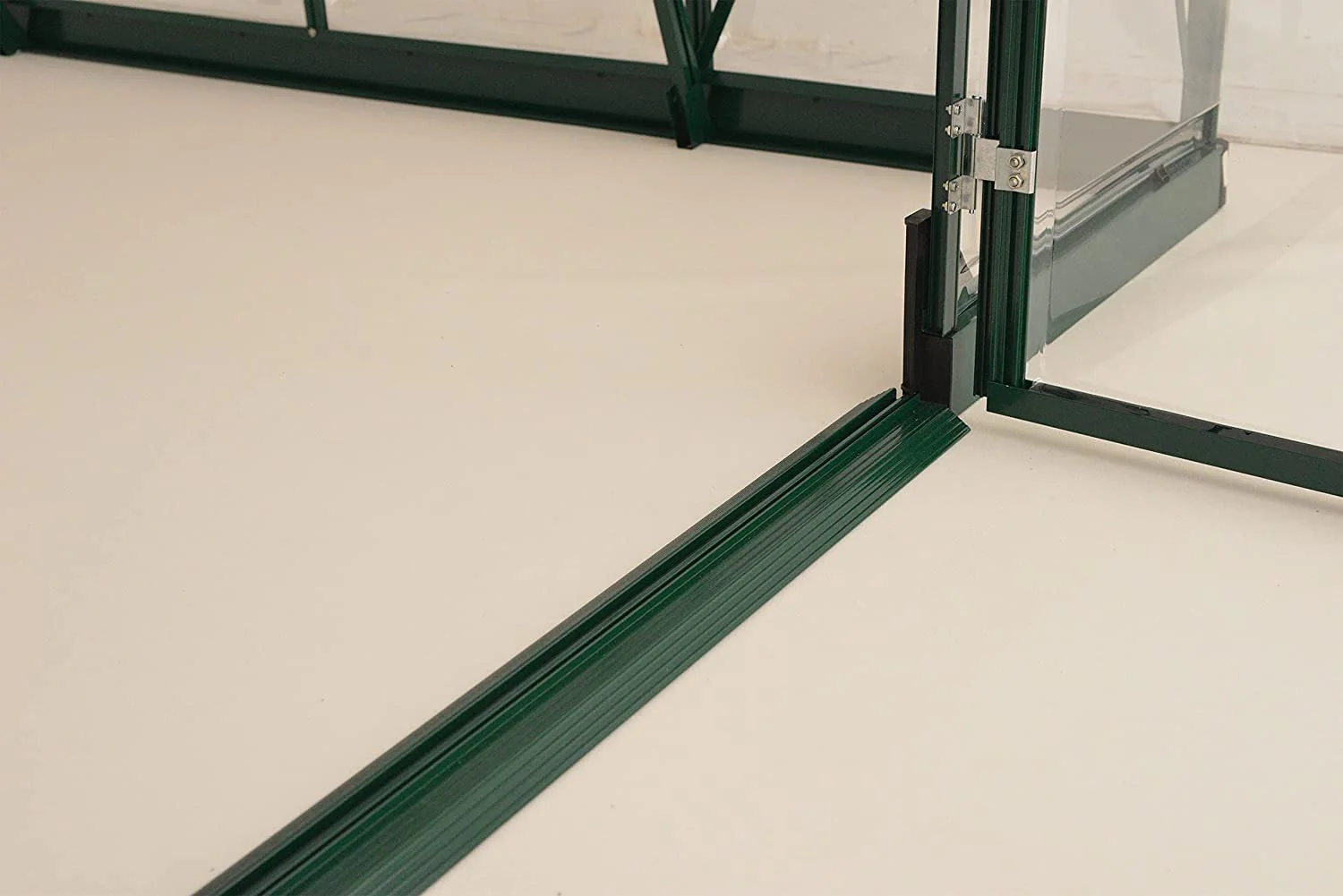 Balance 8' x 8' Greenhouse - Green Frame & Hybrid Polycarbonate Panels - Image 11