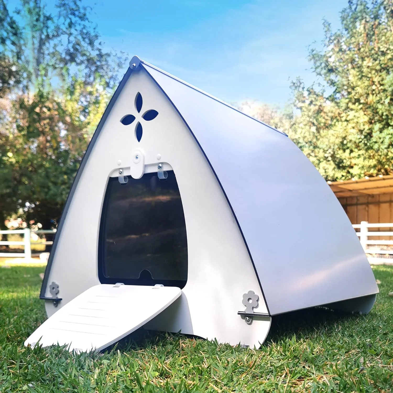 Daisy Cat House / Shelter for Small - Medium Pets - Image 10
