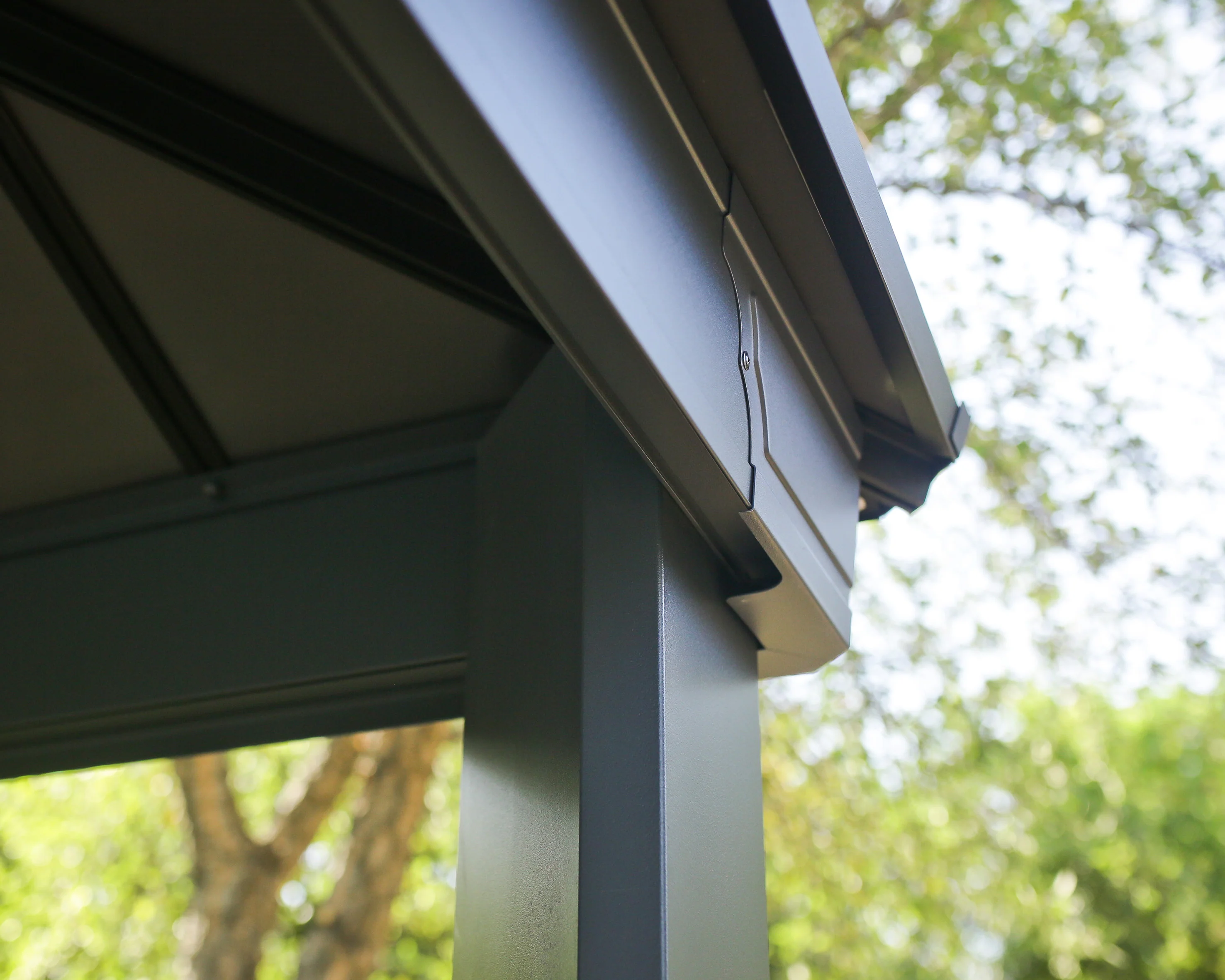 Dallas 3.6m x 6m Garden Gazebo in Grey Aluminium with Polycarbonate Roof - Image 3