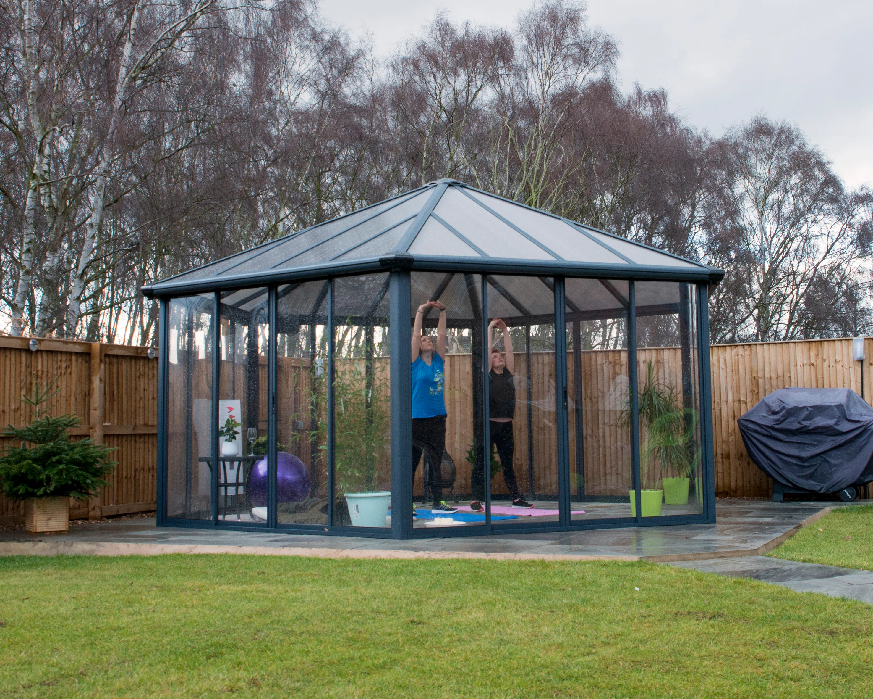 Garda 6m x 5m Hexagonal Enclosed Gazebo Kit - Grey Structure & Hybrid Panels - Image 5