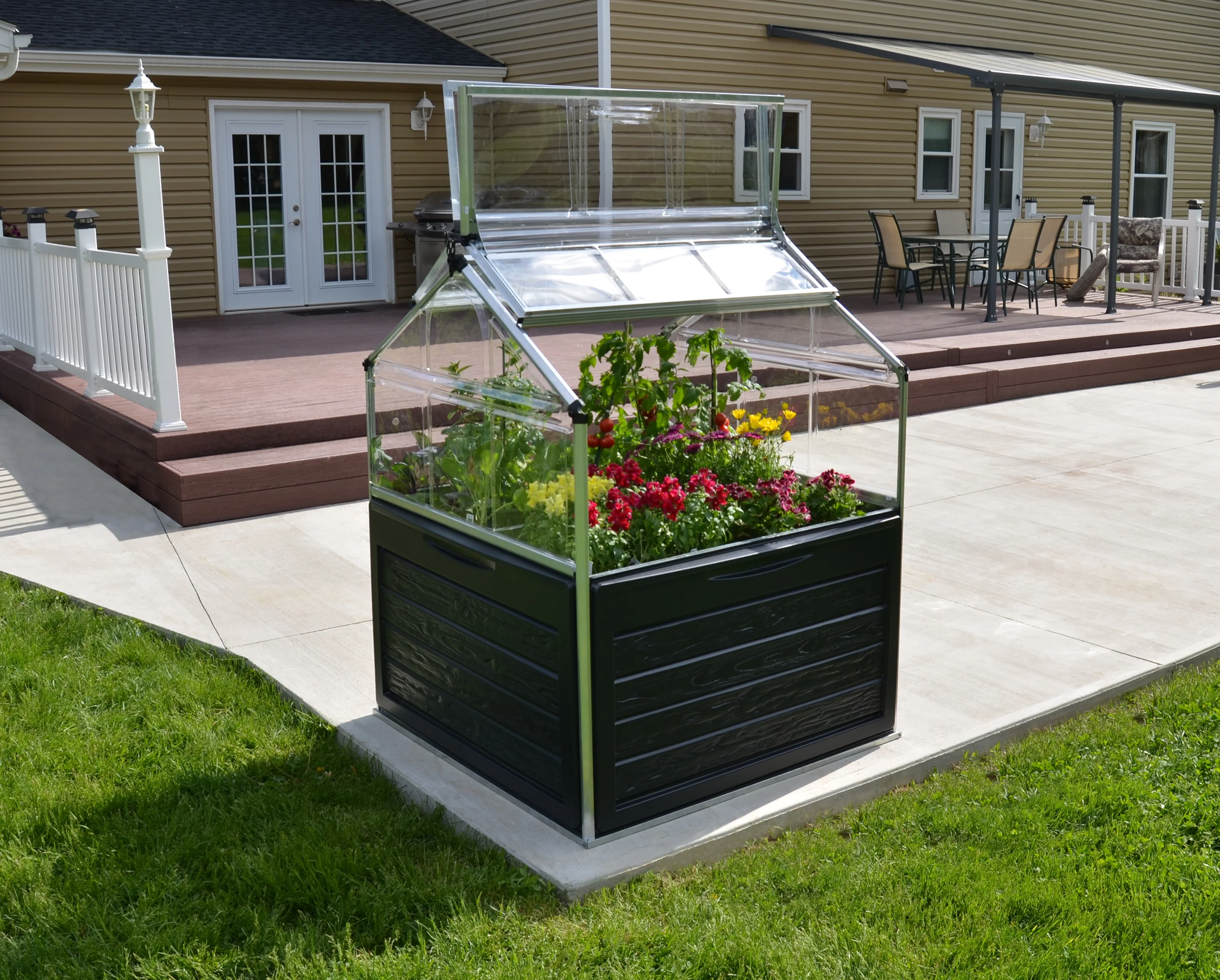 Plant Inn 4' x 4' Greenhouse - Silver Frame & Clear Polycarbonate Panels - Image 3