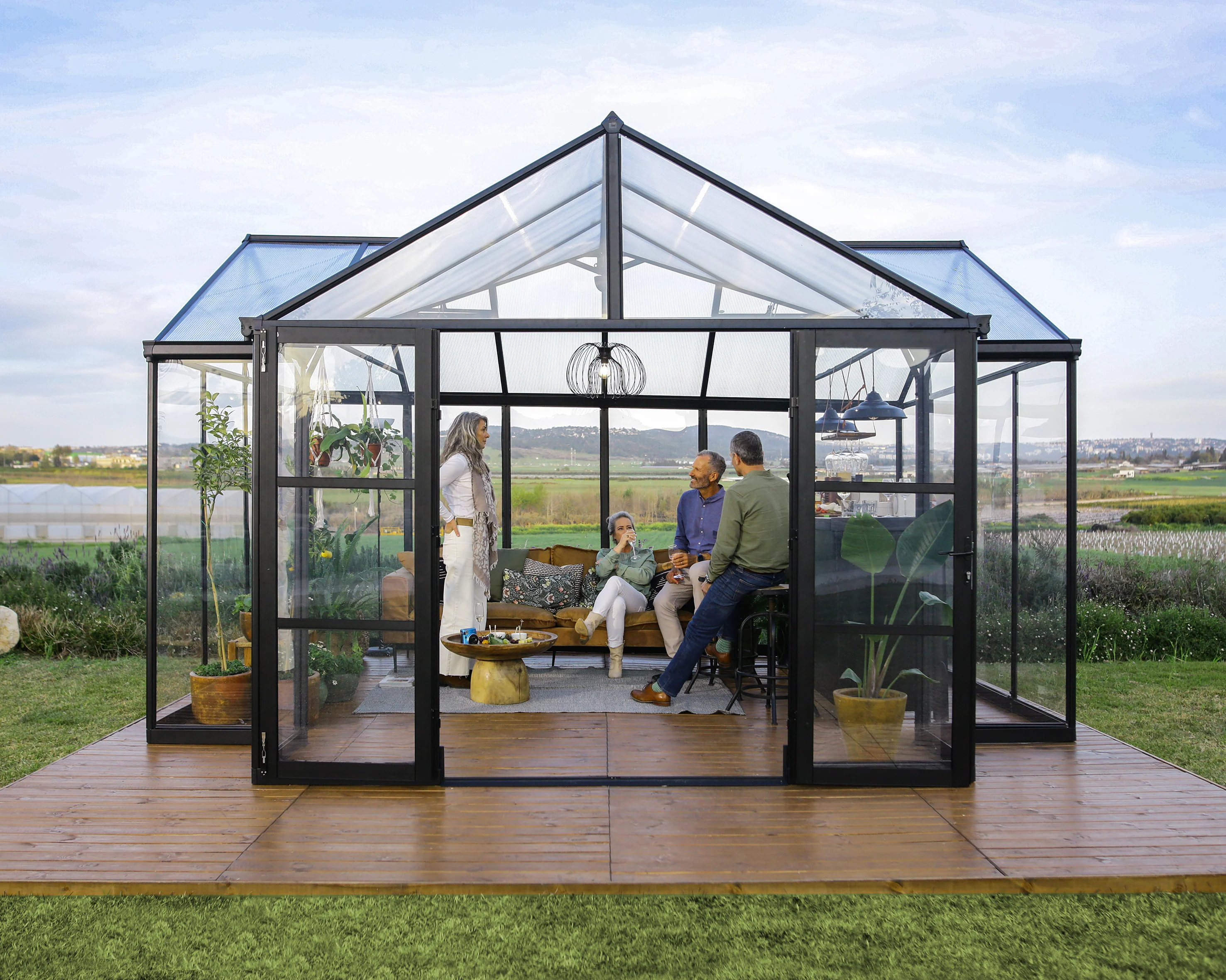 Triomphe 13' x 15' Greenhouse - Black Aluminium Frame & Clear Polycarbonate Panels - Image 2