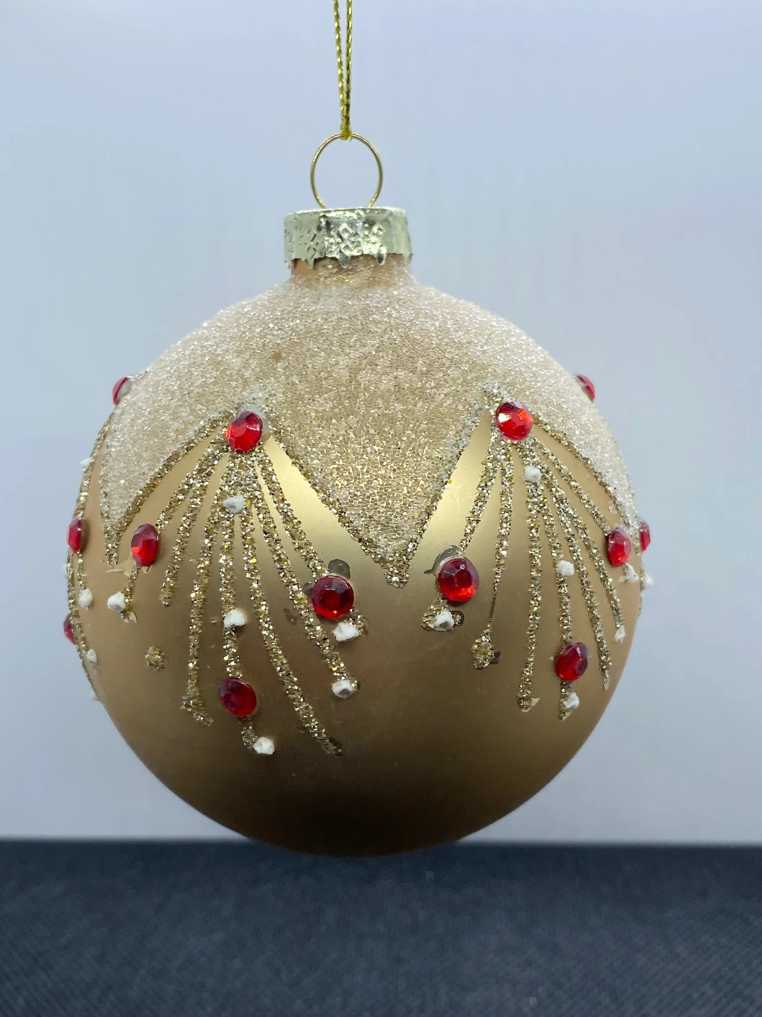 Set of 3 Traditional Green Red and Gold Christmas Tree Decorations 80mm - Image 4