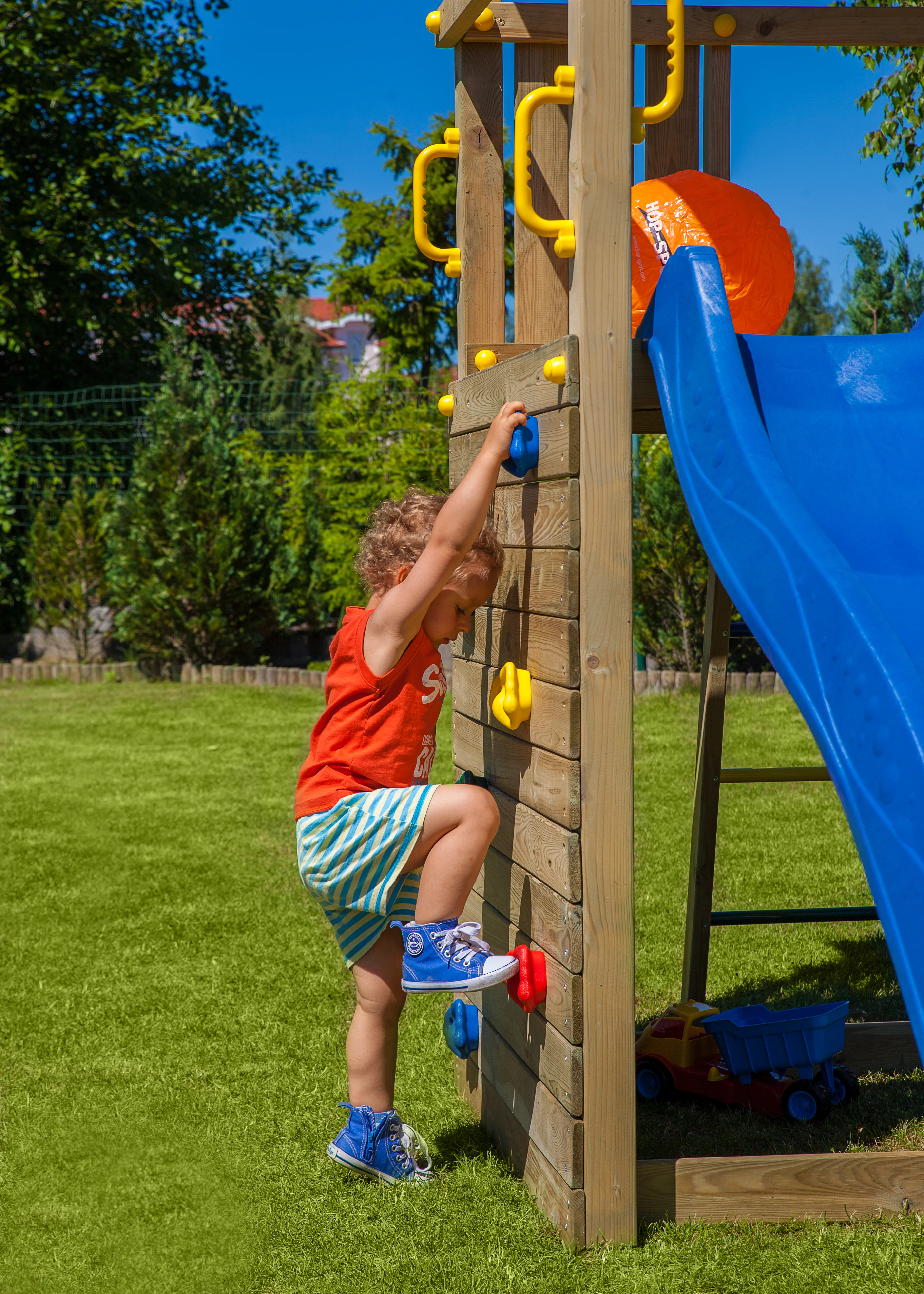 Shire Adventure Peaks Fortress 2 Climbing Frame - Image 5