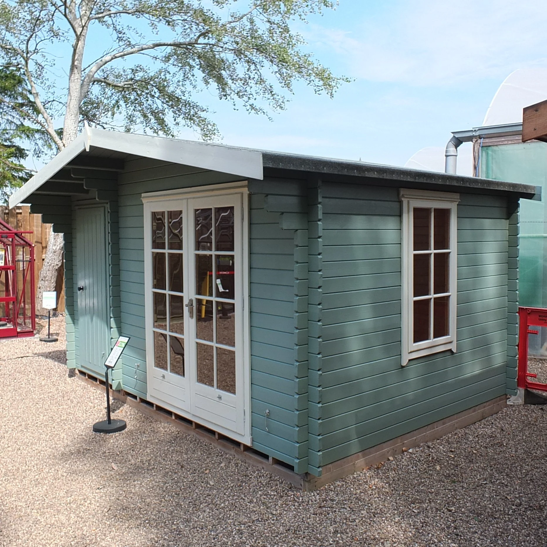 Shire Bourne 14x10 Log Cabin - Image 9