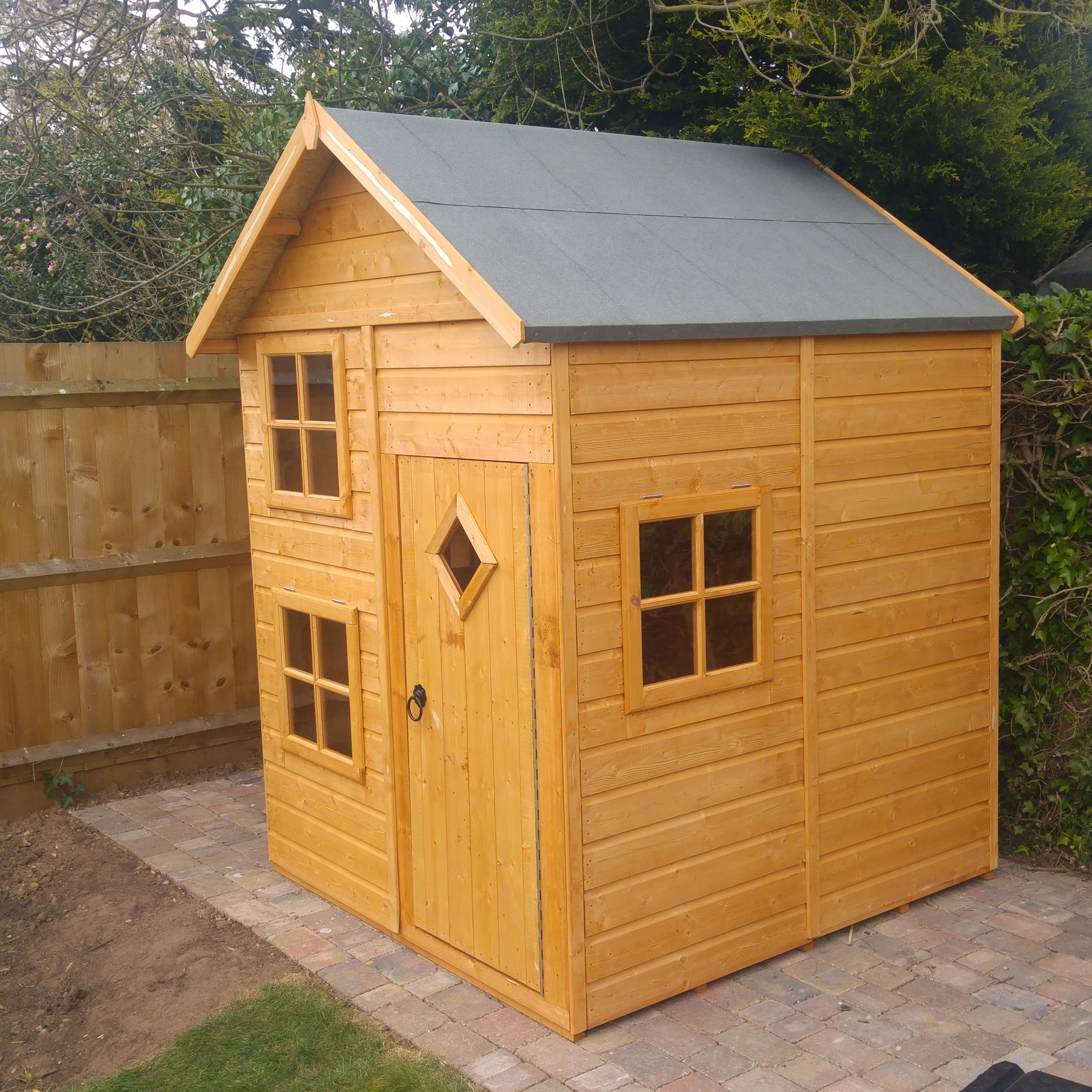 Shire Croft Playhouse - Image 7