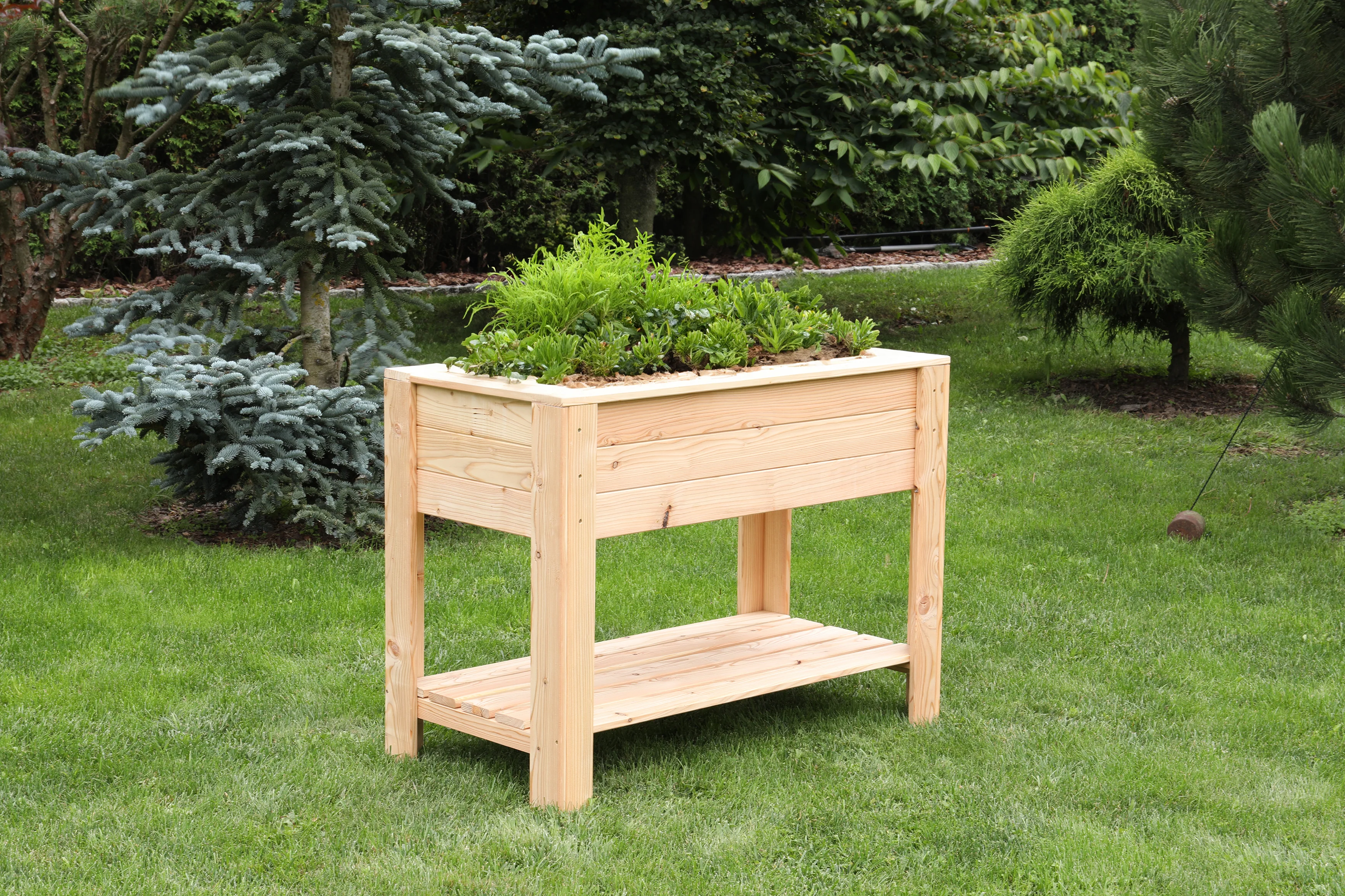 Shire Dan Larch Planter - Image 8