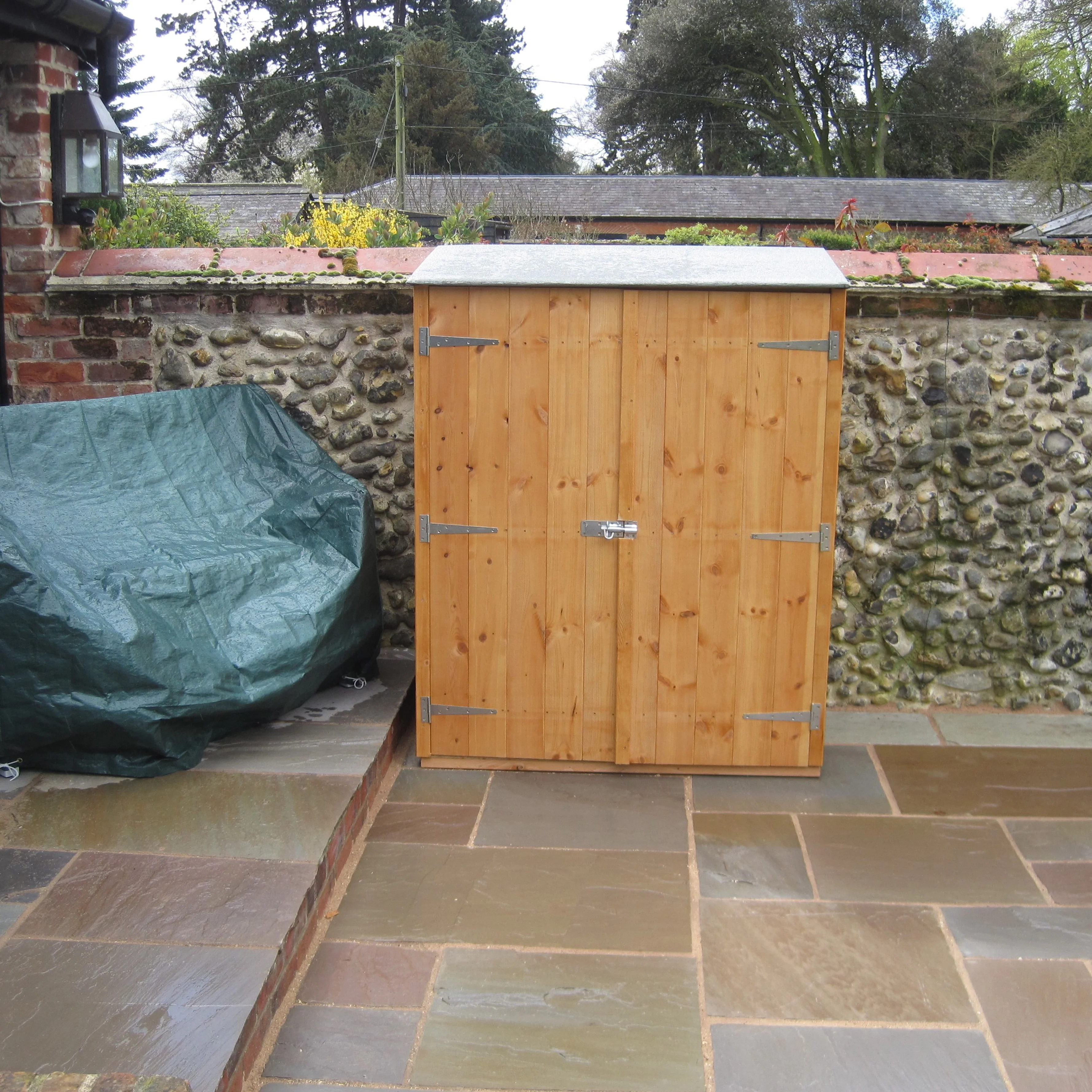 Shire Garden Store Shiplap 4x2 - Image 3