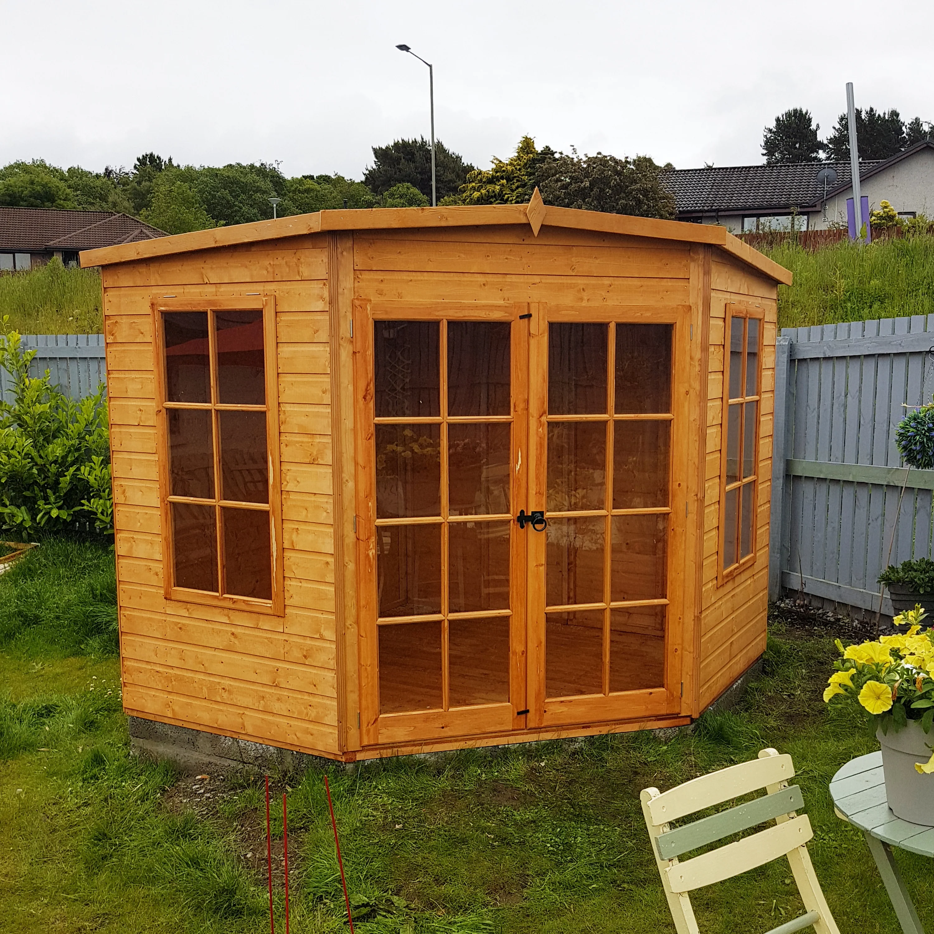 Shire Hampton 8x8 Summer House - Image 6