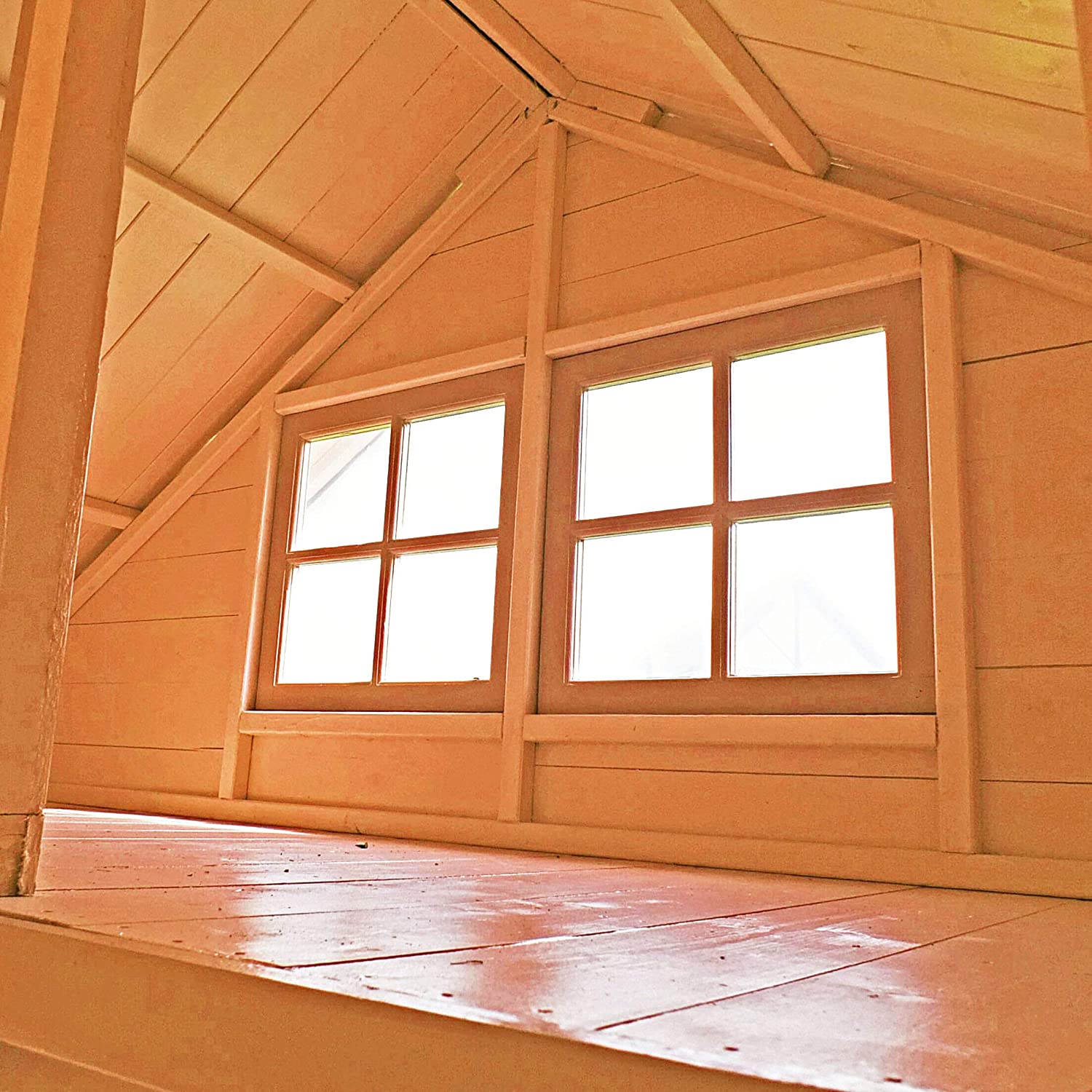 Shire Lodge Playhouse - Image 4
