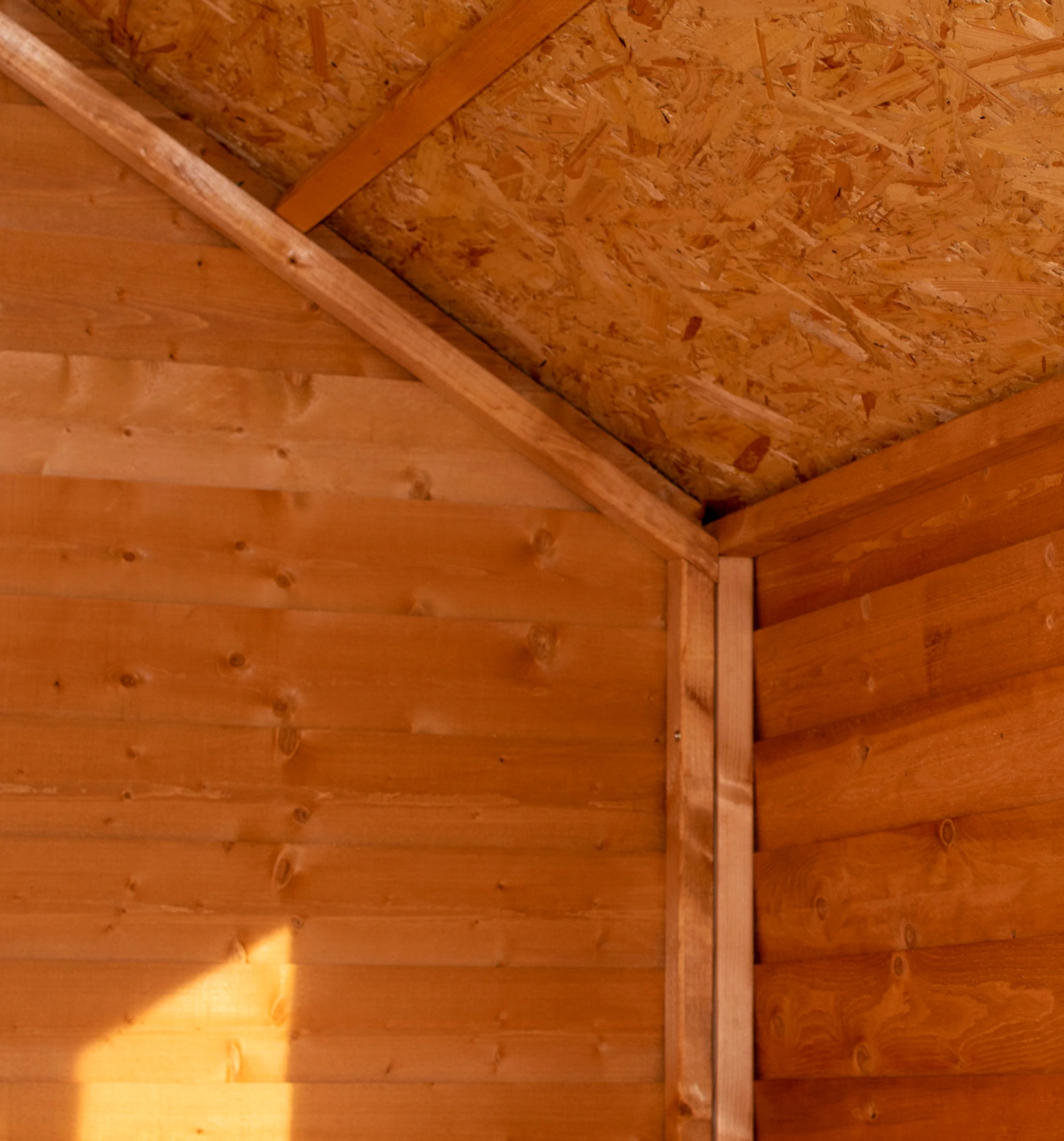 Garden Value Overlap 6 x 8 Reverse Apex Shed - Image 3