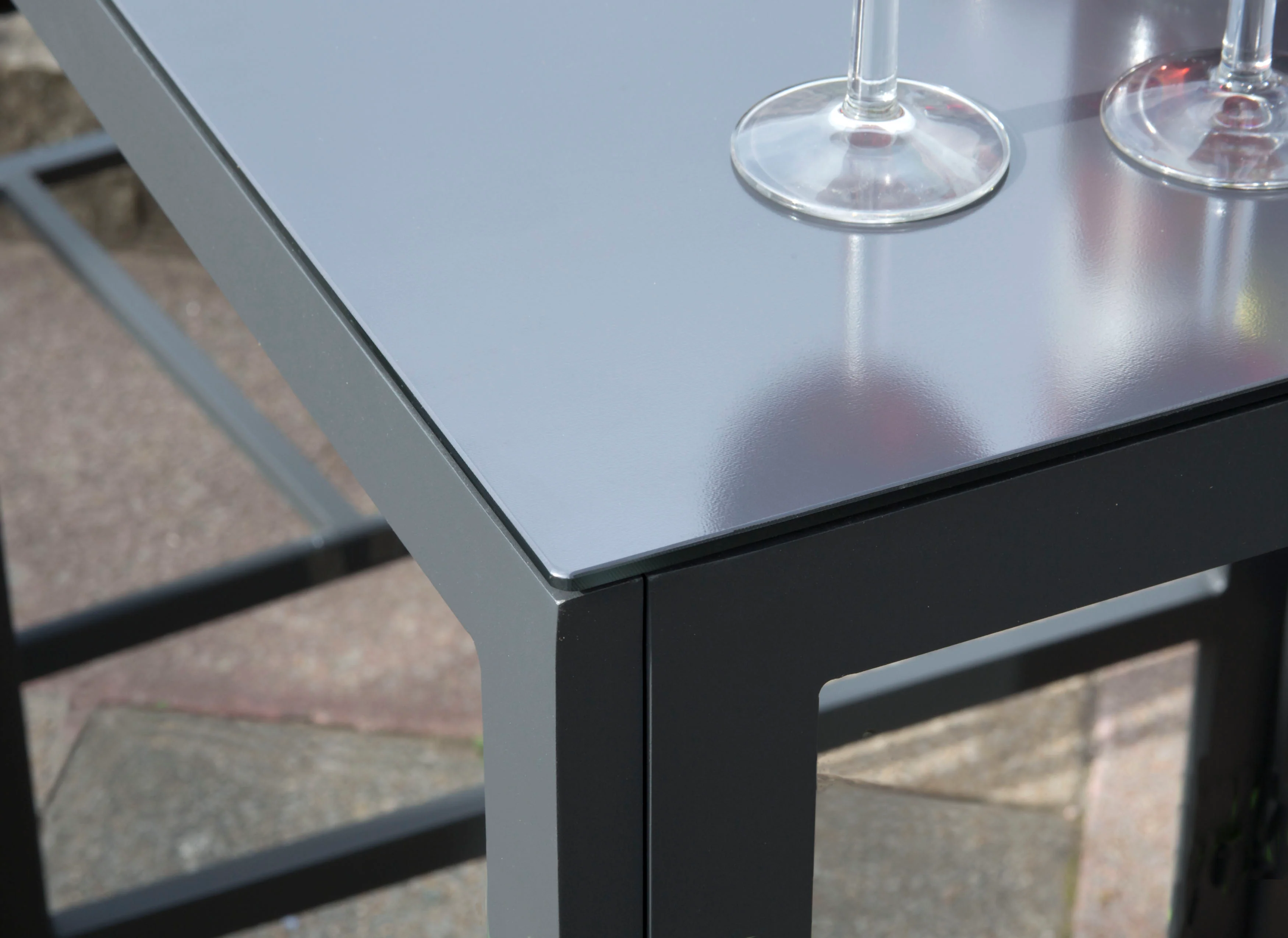 Sydney Aluminium 4 Seat Square Bar Set - Image 5