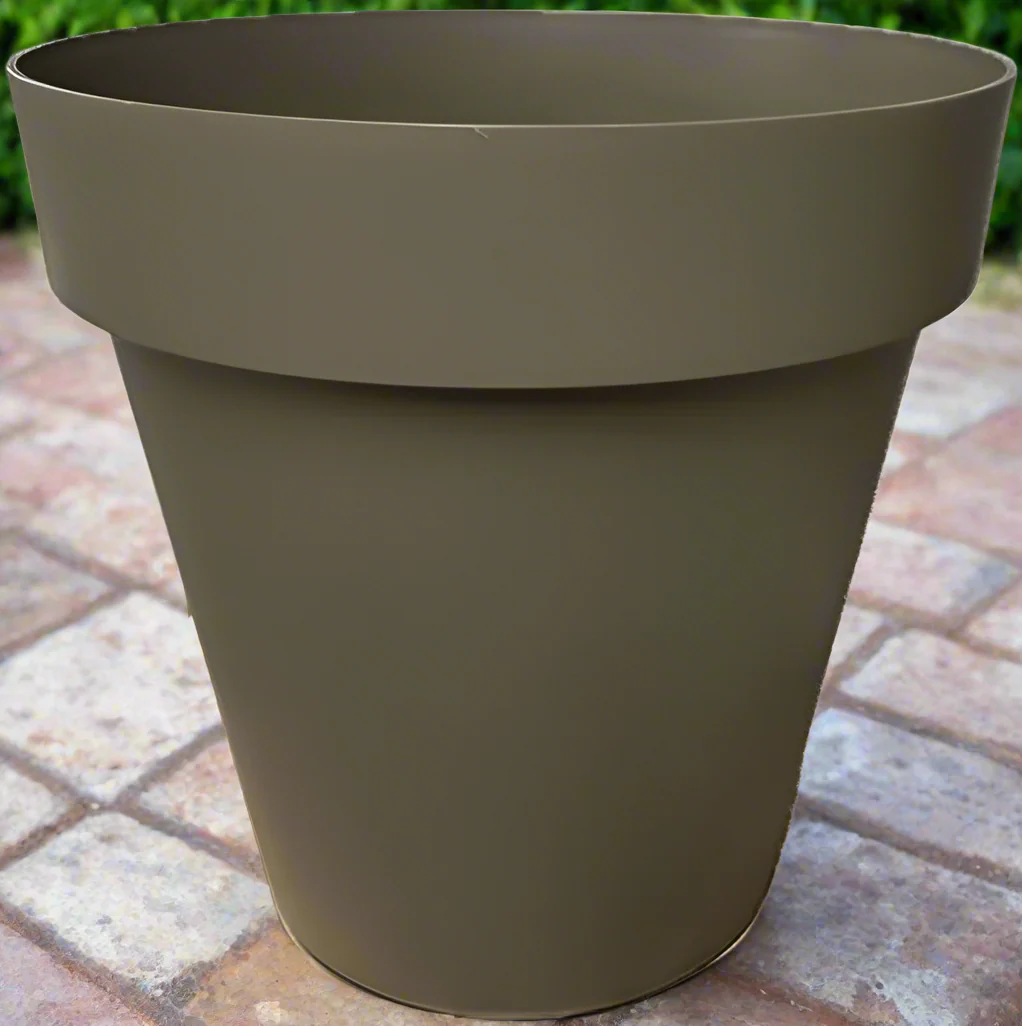 Urban Jungle Plant Pot - Indoor or Outdoor - 28cm Coffee